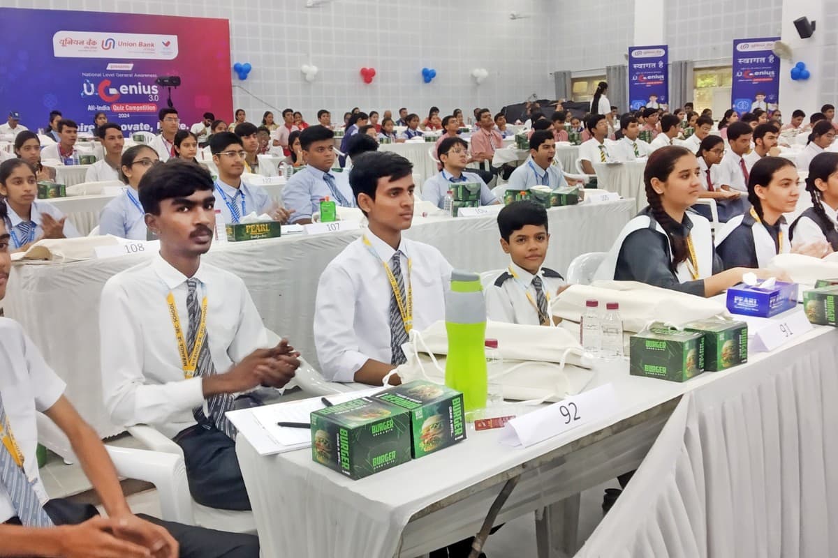 Miranda students learning